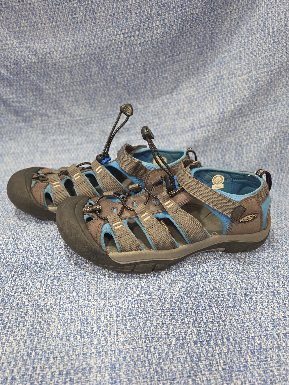 KEEN Mens 6 Newport H2 sandals in a blue gray colorway model number 1022839